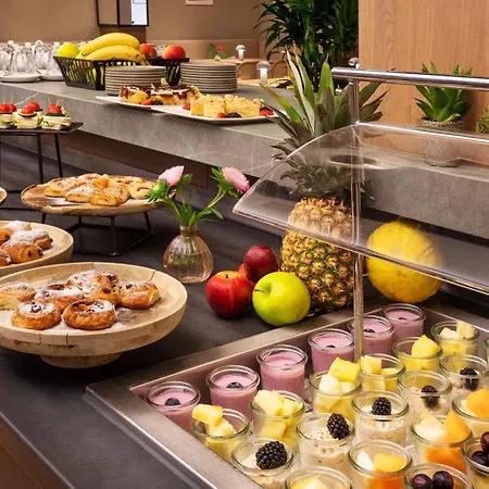 Melia Hotel 4*