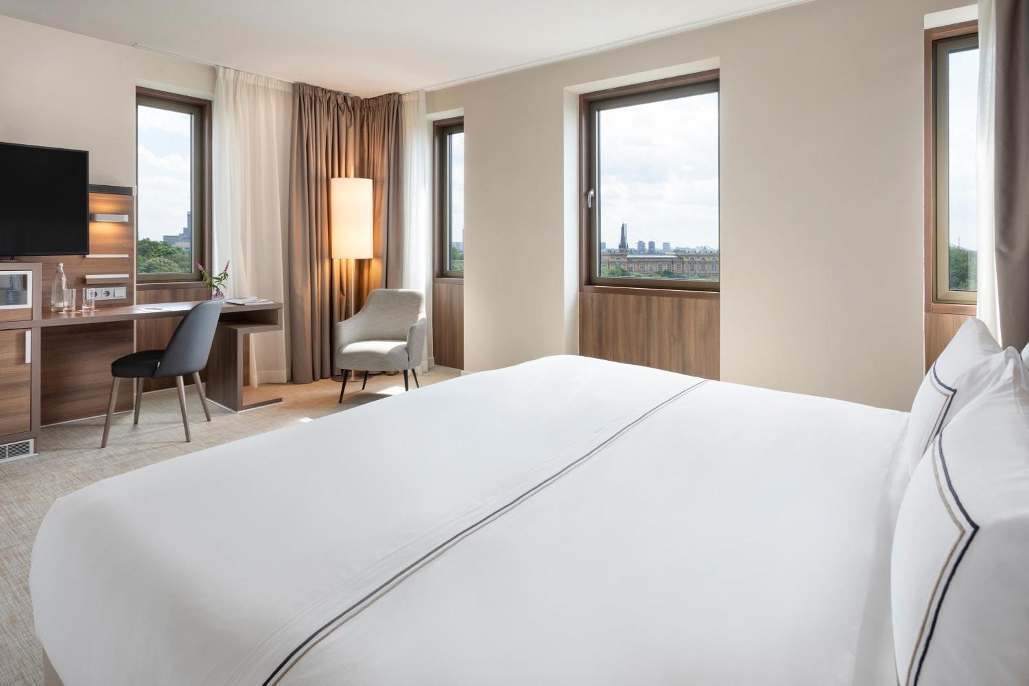 Melia 4* Dusseldorf